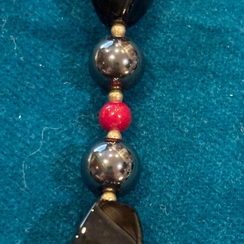 Hematite Black Twisted Bead and Red Accent Necklace Earring Set